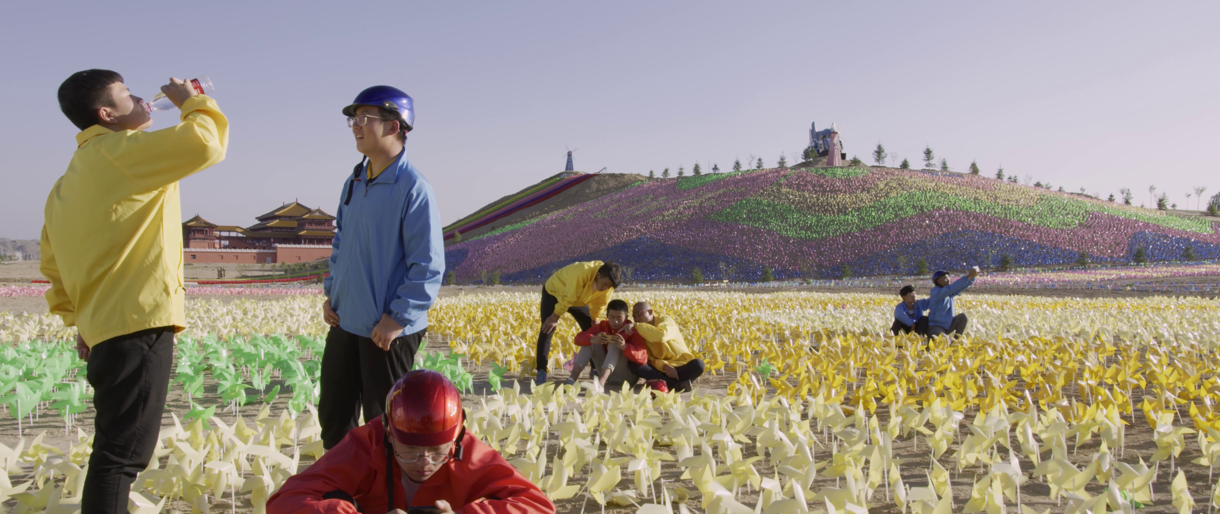 鄭源《夢中的投遞》（2018）靜幀，由藝術家惠允。