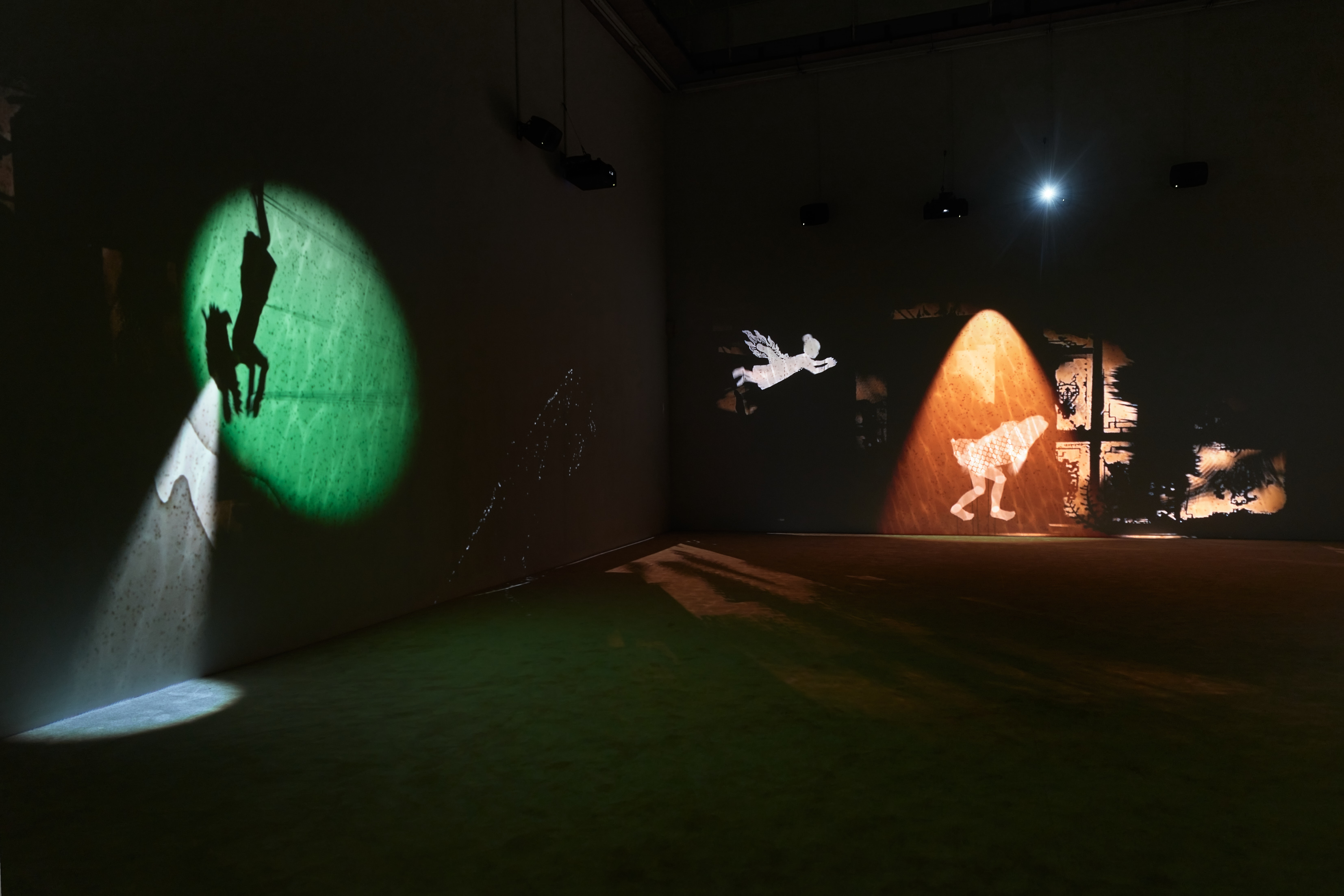 林立施《異海傳説》（2023）展覽場景，由藝術家及 Galerie Nordenhake 惠允。